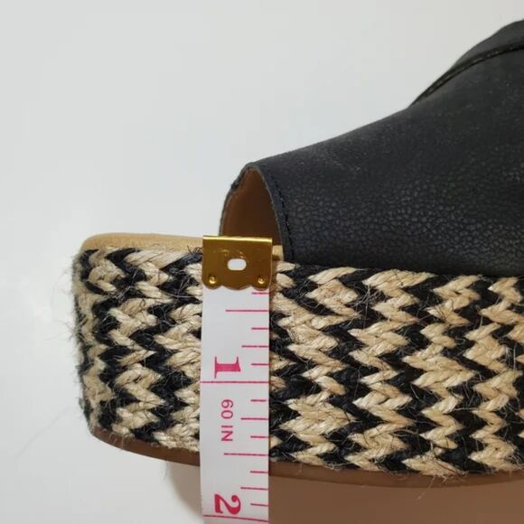 Lucky Brand / Genzy Platform Espadrille Wedge Sandals in Black / Size 8.5 - Picture 5 of 15